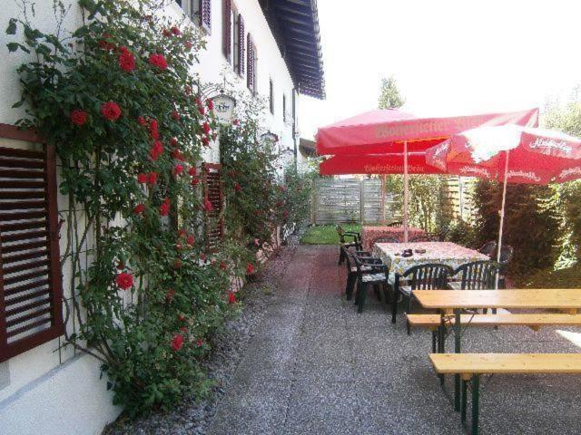 Landgasthof Oberlander Kirchbichl Zewnętrze zdjęcie